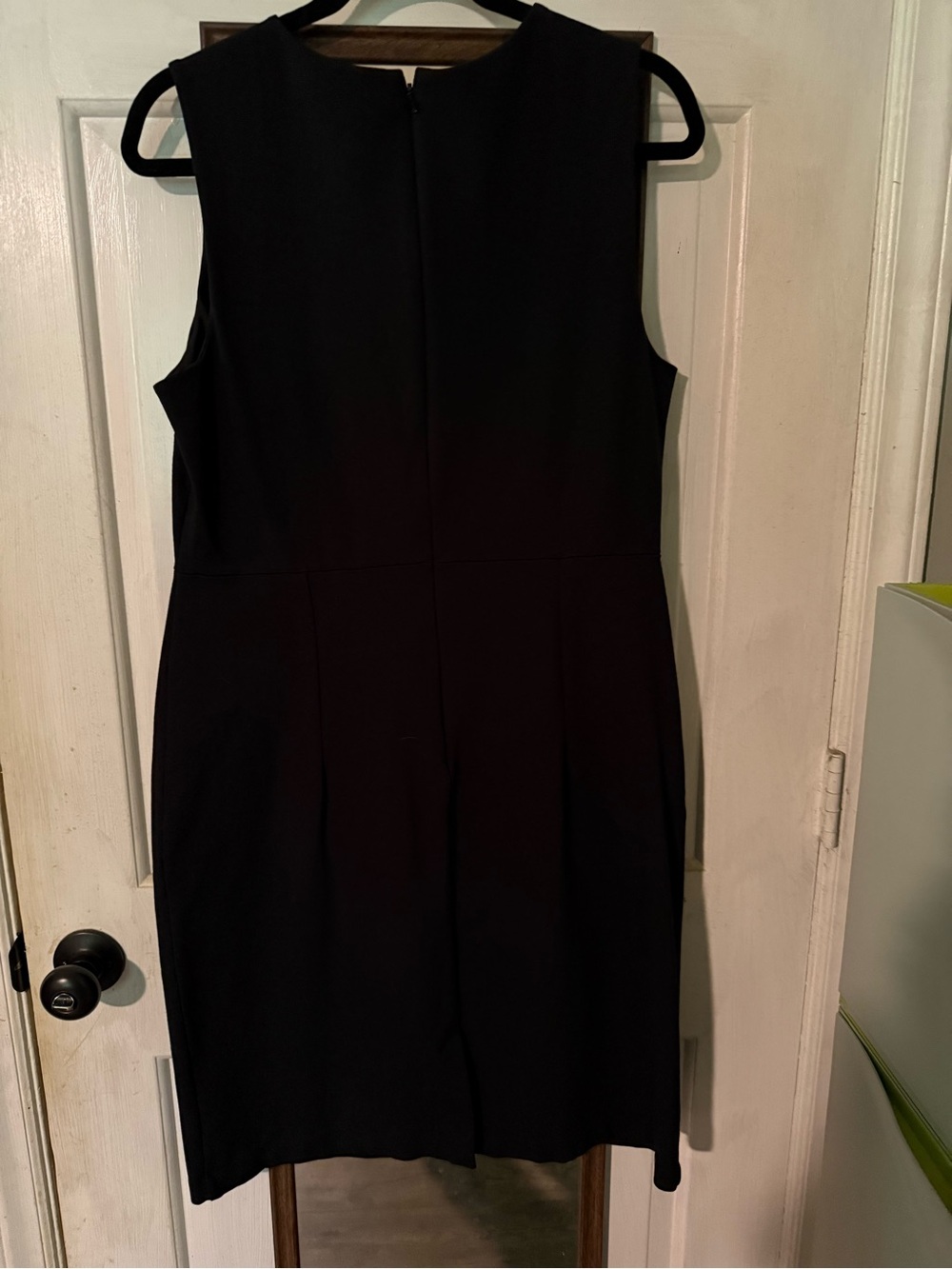 Lands' End Women's Black Sleeveless Sheath Dress - Picture 4 of 5